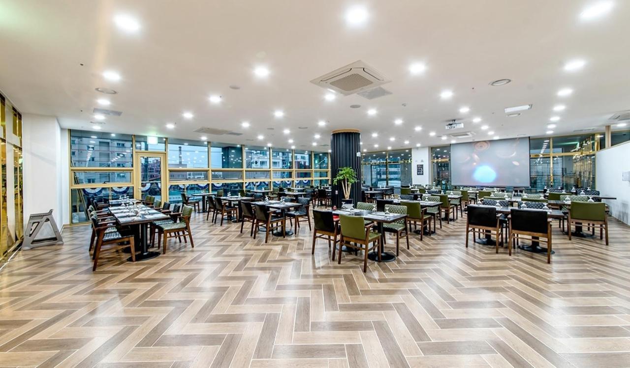 Hotel Shalom Чеджу Екстериор снимка