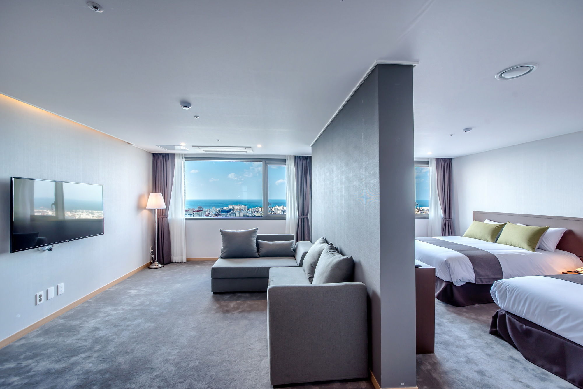 Hotel Shalom Чеджу Екстериор снимка