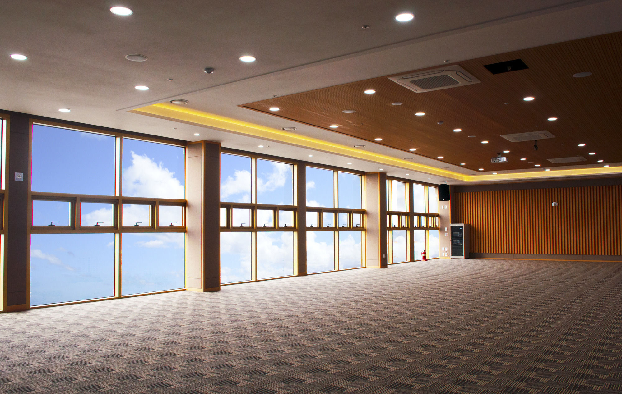 Hotel Shalom Чеджу Екстериор снимка